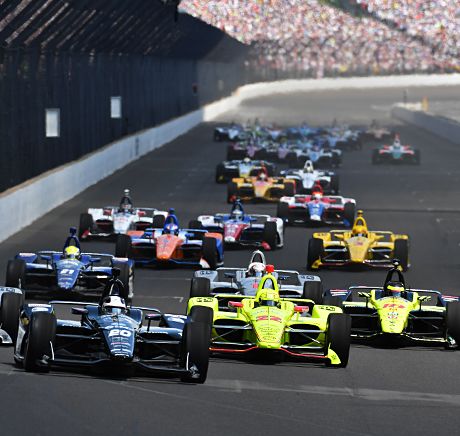 IndyCars racing